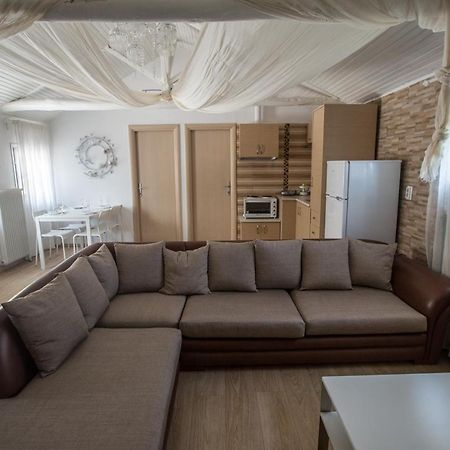Athina'S Home 1 아이오스 니콜라오스 외부 사진