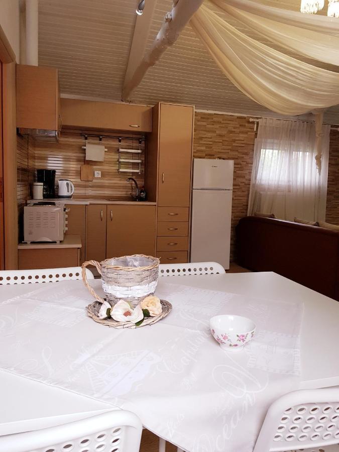 Athina'S Home 1 아이오스 니콜라오스 외부 사진